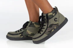 Olive Camo BILLY Street High Tops -Billy Shop BK21310 340 studio standing 1 940x614 d4afe81a 0135 42d9 a55e 115de17b1dd8