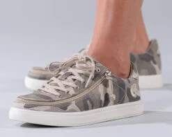 FINAL SALE - Women's Natural Camo BILLY Classic Lace Lows -Billy Shop BW20001 330 Studio3 880x704 1