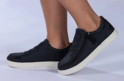 FINAL SALE - Women's Black BILLY Gore Lows -Billy Shop BW21120 001 studio standing 1 940x614 97a5b12f bb53 474f 8b87 7bffd7f8f35c