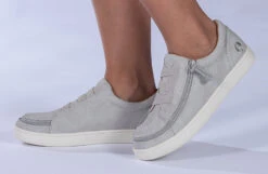 FINAL SALE - Women's Grey BILLY Gore Lows 14 FINAL SALE - Women's Grey BILLY Gore Lows -Billy Shop BW21120 030 studio standing 1 940x614 6af481b7 ee9a 4640 a587 ca99dfcae752