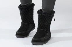 FINAL SALE - Women's Black BILLY Cozy Quilt Lux Boots -Billy Shop BW21326 001 studio standing 2 940x614 8113af0e f734 4a17 bcdf c63aac6e7bd8