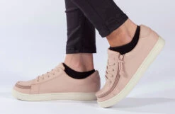 FINAL SALE - Women's Blush BILLY Sneaker Low Tops 17 FINAL SALE - Women's Blush BILLY Sneaker Low Tops -Billy Shop BW21328 660 studio standing 1 940x614 52b65c19 fc71 4279 a758 e75d1e54b425